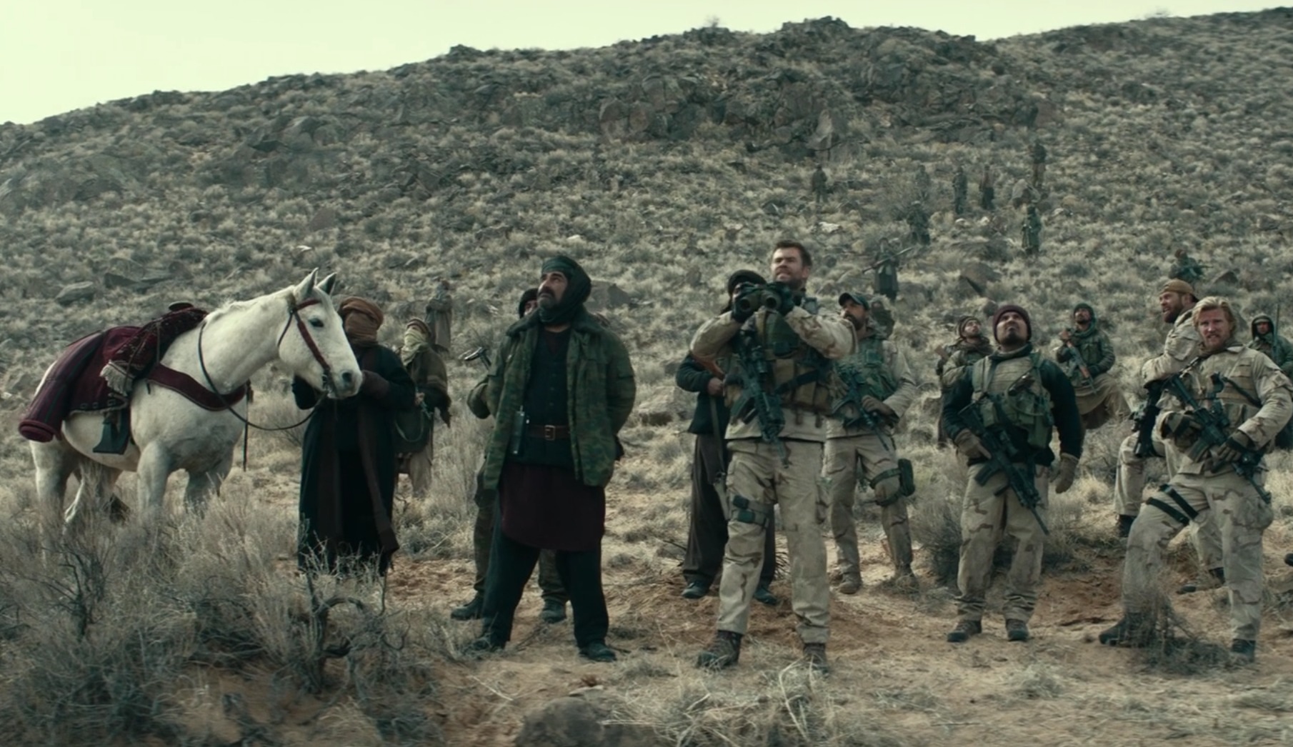 心を動かされる衝撃の実話 ホース ソルジャーのストーリーと名シーンをネタバレ動画で完全解説 ミツカル