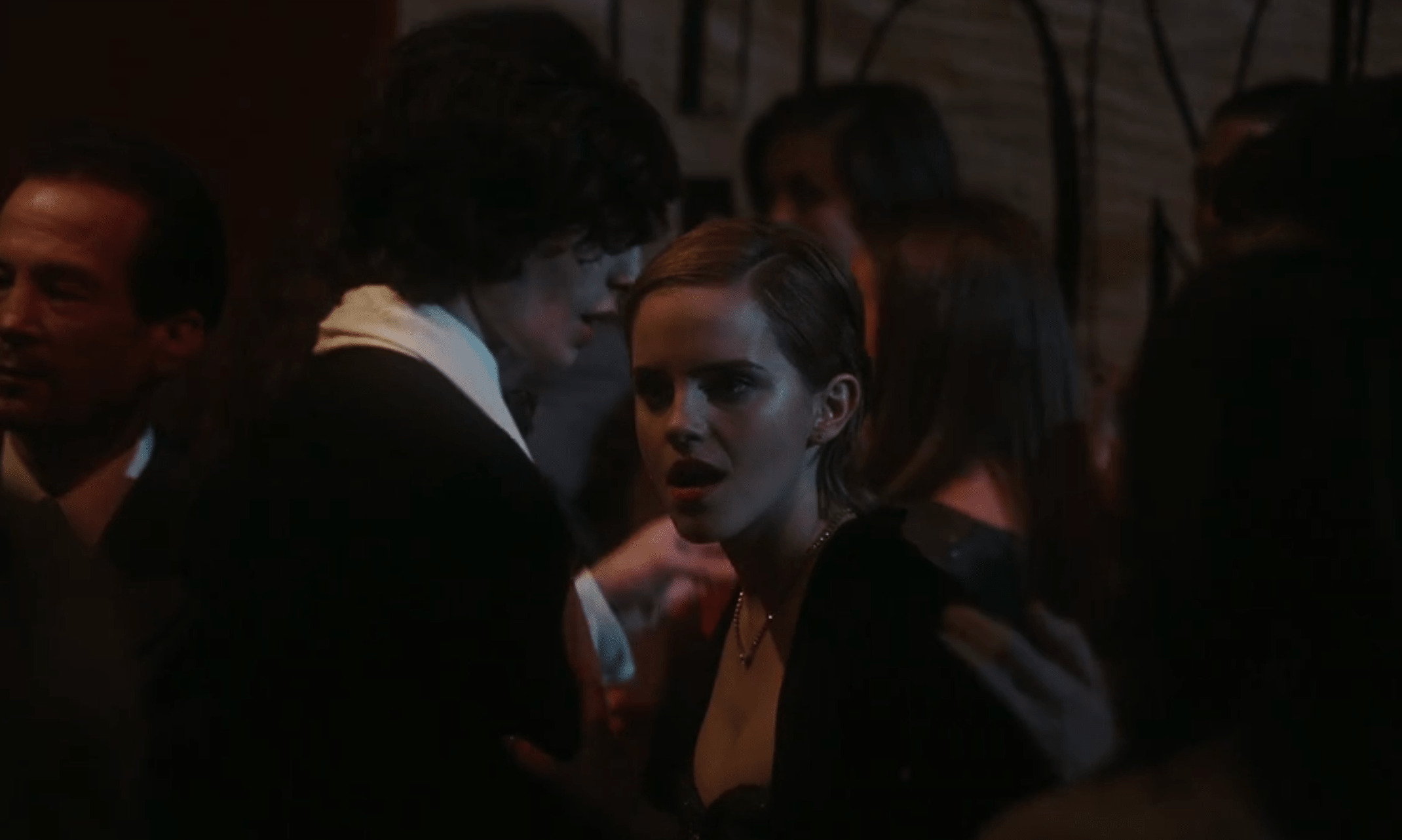 みんな苦悩を乗り越えて大人になる ウォールフラワーのストーリーと名シーンをネタバレ動画で完全解説 ミツカル